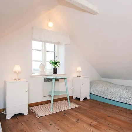 6 Person In Harbo Re Holiday home Harboor