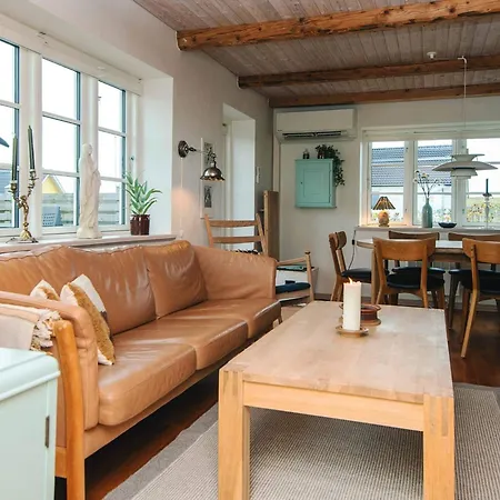 Holiday home 6 Person In Harbo Re