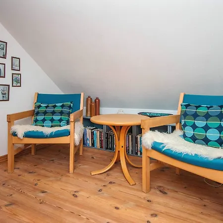 6 Person In Harbo Re Holiday home *