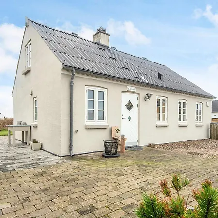 6 Person In Harbo Re Holiday home